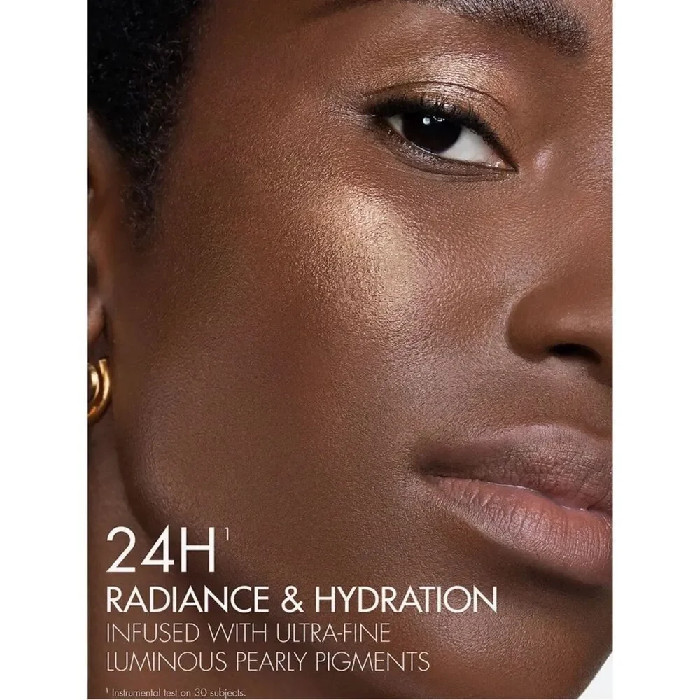 DIOR Forever Glow Maximizer Longwear Liquid Highlighter in Pearly